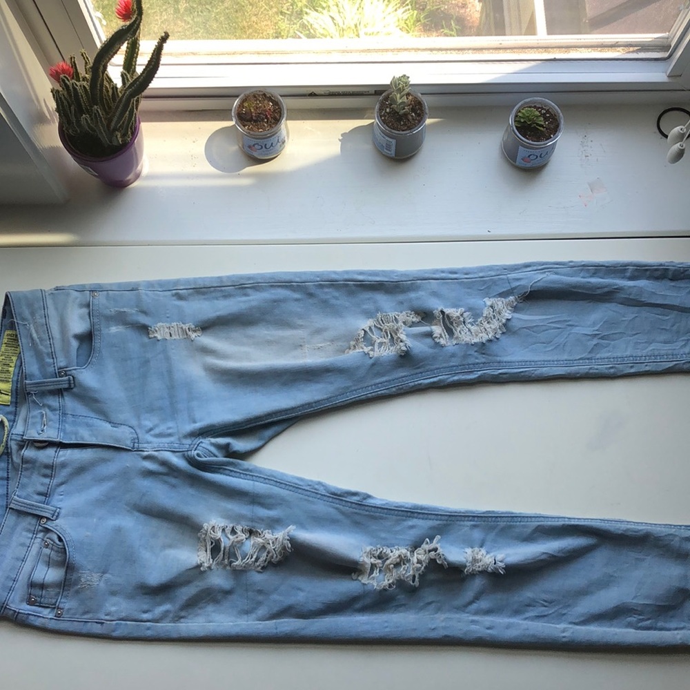 Ripped Skinny jeans